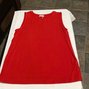 Lady’s Short Sleeve Top
